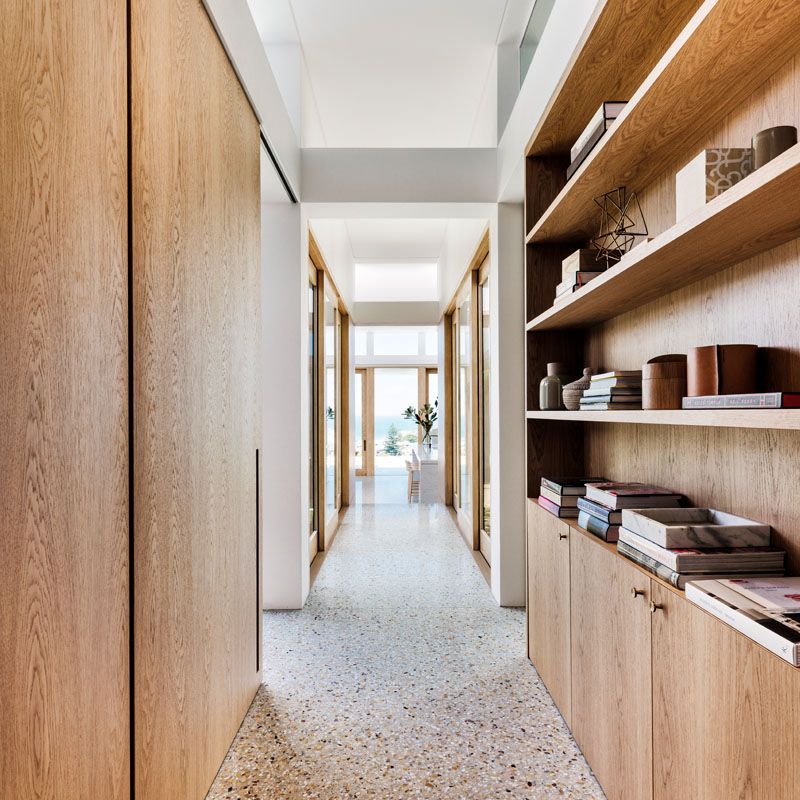 modern-wood-built-in-bookshelf-210818-119-04